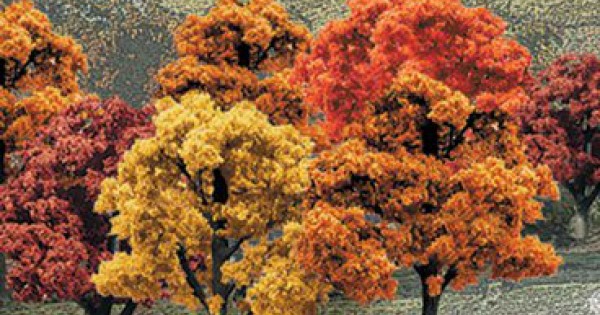 Model railway autumn coloured trees from Woodland scenics Value
